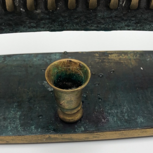 Dayagi VTG  Beautiful Solid Brass Beautiful Menorah Chanukkah. Made in Israel - Picture 12 of 14